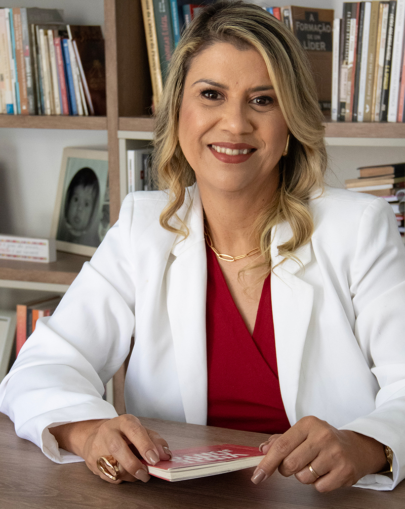 Dr. Débora Ferreira