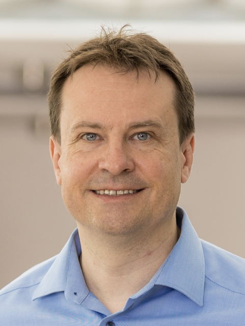Dr. Martin Hiller