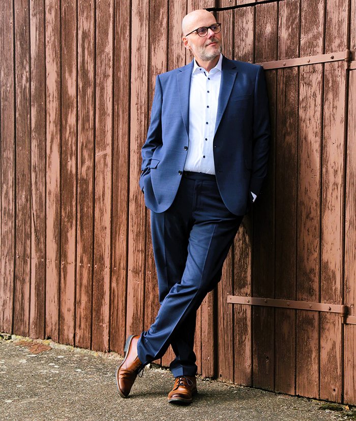 Pastor Frank Doebbelin